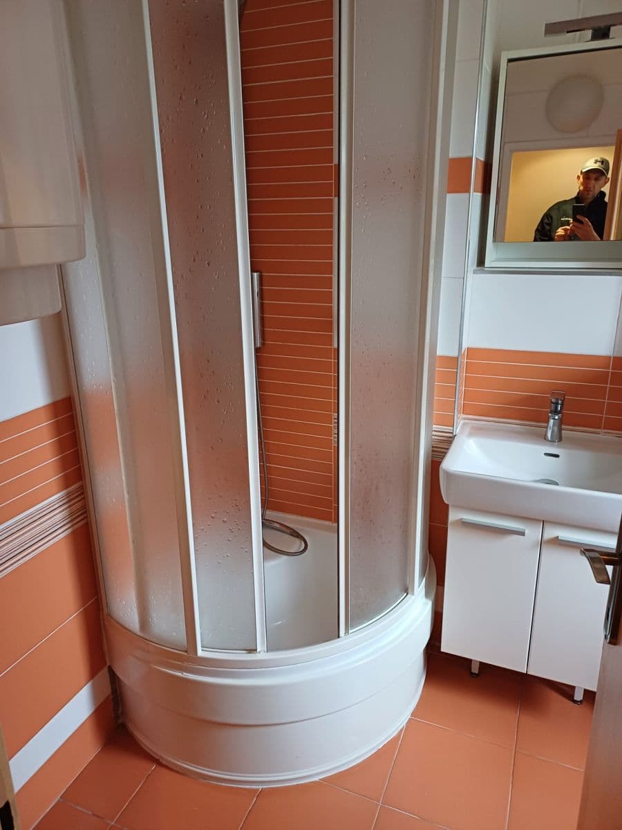 1 bedroom with open-plan kitchen flat to rent, 50 m², V Bytovkách, Prague, Prague 1 bedroom with open-plan kitchen flat to rent, 50 m², V Bytovkách, Prague, Prague