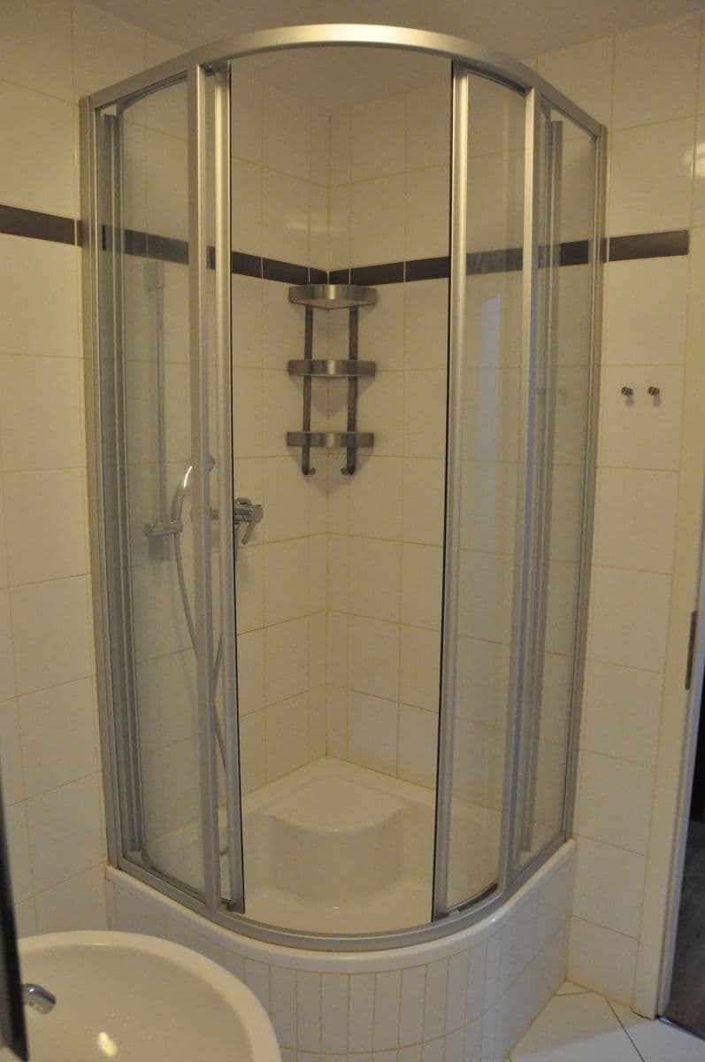 3 bedroom with open-plan kitchen flat to rent, 74 m², Vavřenova, Prague, Prague 3 bedroom with open-plan kitchen flat to rent, 74 m², Vavřenova, Prague, Prague