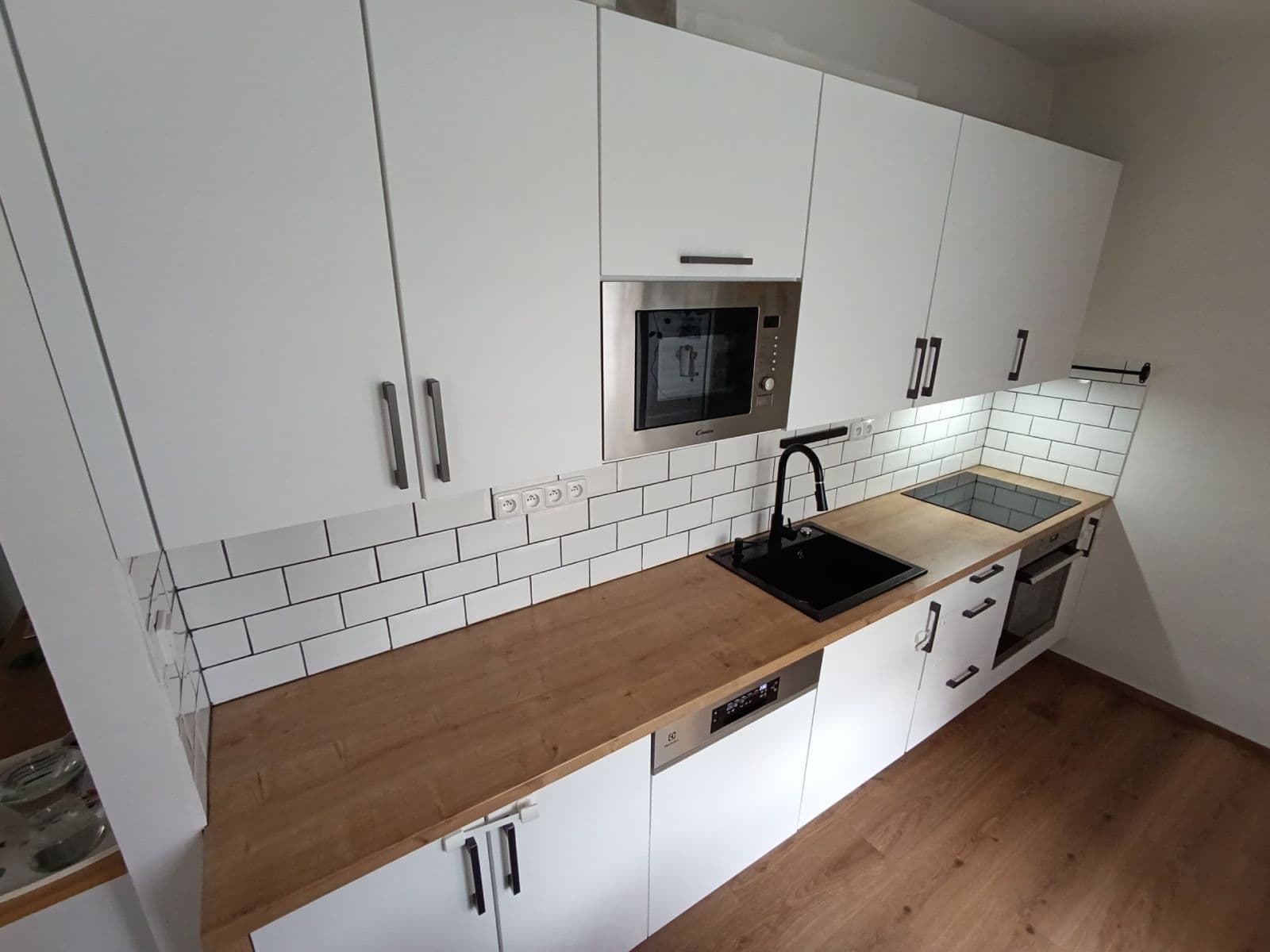 1 bedroom with open-plan kitchen flat to rent, 54 m², Hodonínská, Prague, Prague 1 bedroom with open-plan kitchen flat to rent, 54 m², Hodonínská, Prague, Prague