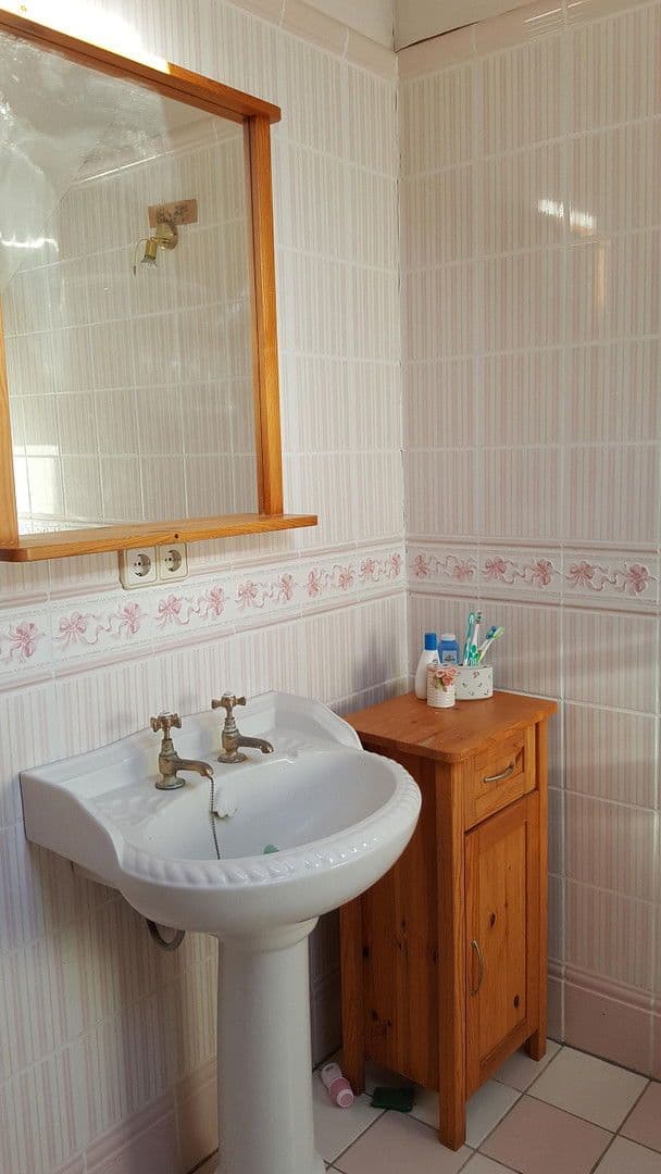 house to rent, 147 m², Siedlerweg 4, Groß Kreutz (Havel), Brandenburg house to rent, 147 m², Siedlerweg 4, Groß Kreutz (Havel), Brandenburg