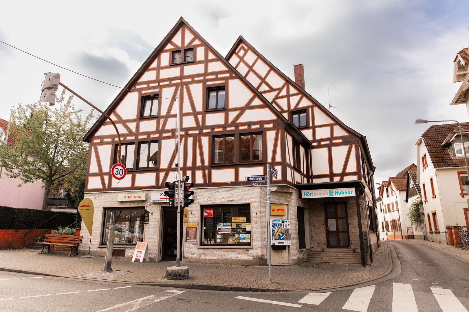 house for sale, 386 m², Röhrborngasse 1, Bergen-Enkheim, Hesse house for sale, 386 m², Röhrborngasse 1, Bergen-Enkheim, Hesse