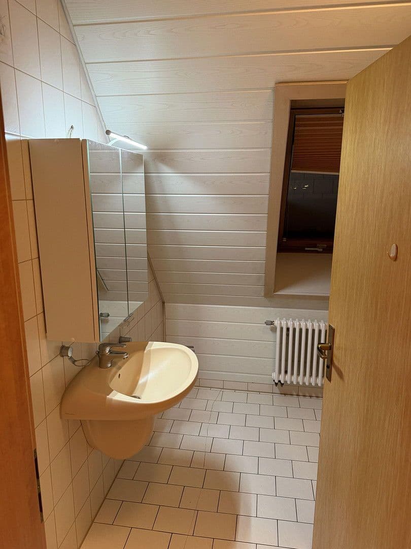 1 bedroom with open-plan kitchen flat to rent, 54 m², Gartenstraße 5/1, Bad Überkingen, Baden-Württemberg 1 bedroom with open-plan kitchen flat to rent, 54 m², Gartenstraße 5/1, Bad Überkingen, Baden-Württemberg