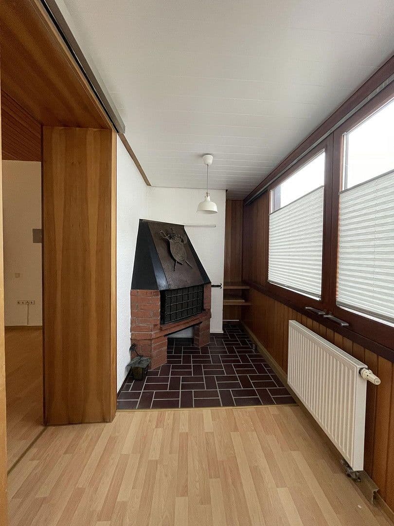 1 bedroom with open-plan kitchen flat to rent, 99 m², Hindenburgerstr 96, Neustadt an der Weinstraße, Rhineland-Palatinate 1 bedroom with open-plan kitchen flat to rent, 99 m², Hindenburgerstr 96, Neustadt an der Weinstraße, Rhineland-Palatinate