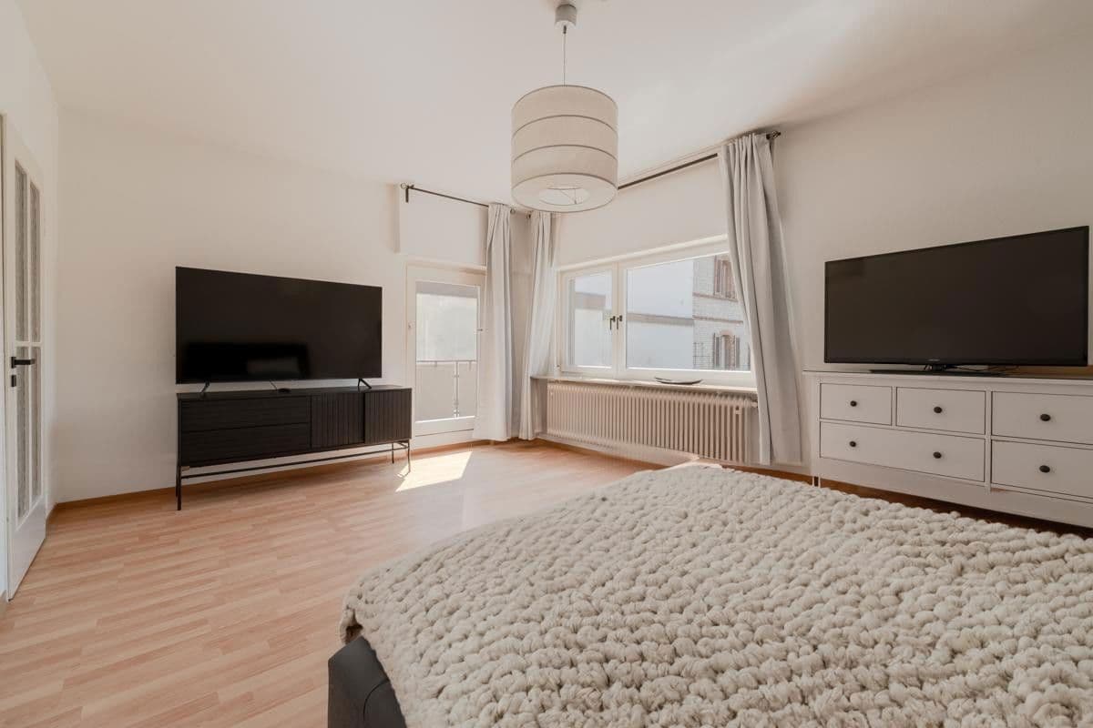 1 bedroom with open-plan kitchen flat to rent, 99 m², Hindenburgerstr 96, Neustadt an der Weinstraße, Rhineland-Palatinate 1 bedroom with open-plan kitchen flat to rent, 99 m², Hindenburgerstr 96, Neustadt an der Weinstraße, Rhineland-Palatinate