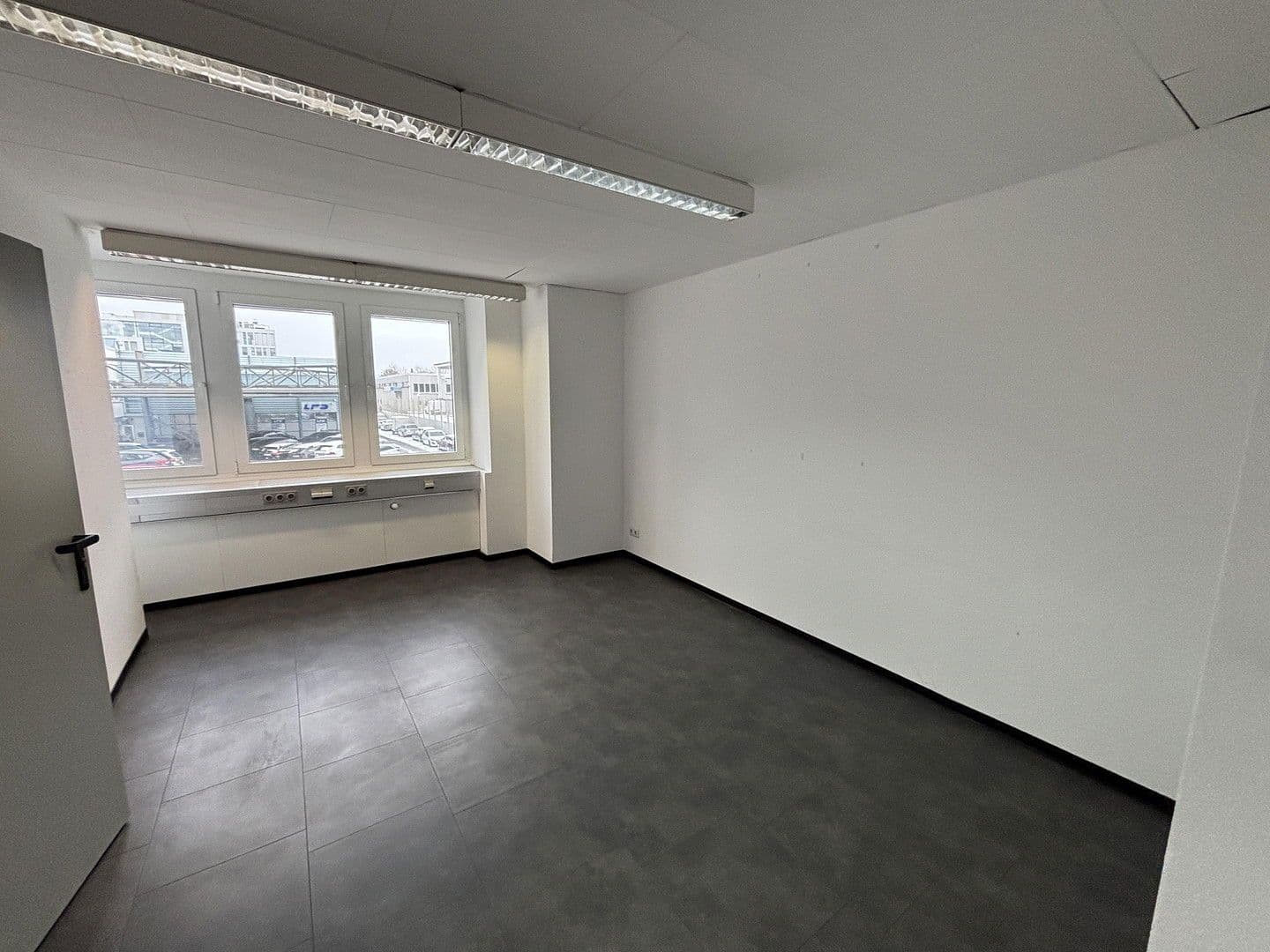 office to rent, 200 m², Moselstr. 14, Neuss, North Rhine-Westphalia office to rent, 200 m², Moselstr. 14, Neuss, North Rhine-Westphalia