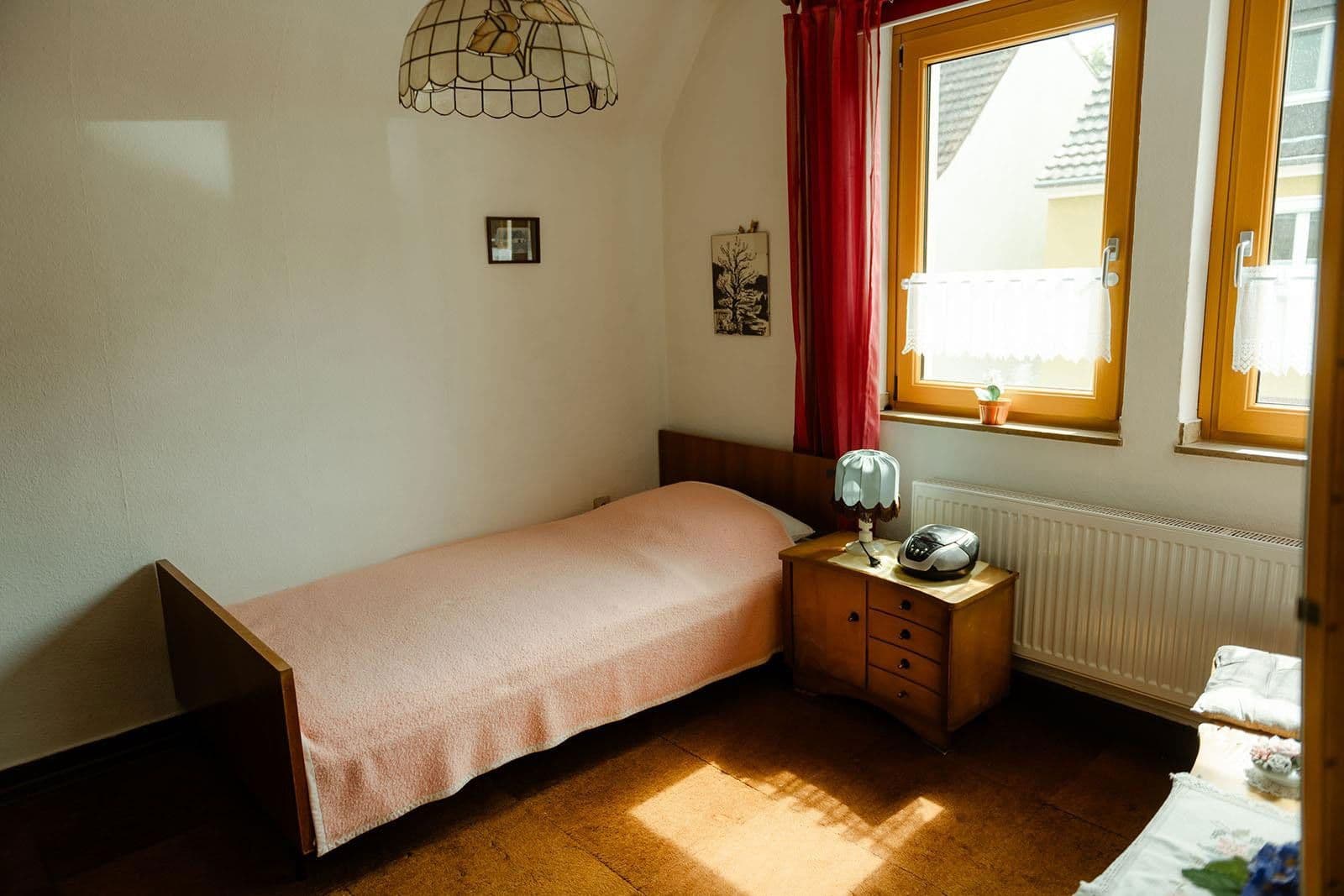 house for sale, 102 m², Oberstr. 35 / Hessenweg, Niederkassel, North Rhine-Westphalia house for sale, 102 m², Oberstr. 35 / Hessenweg, Niederkassel, North Rhine-Westphalia