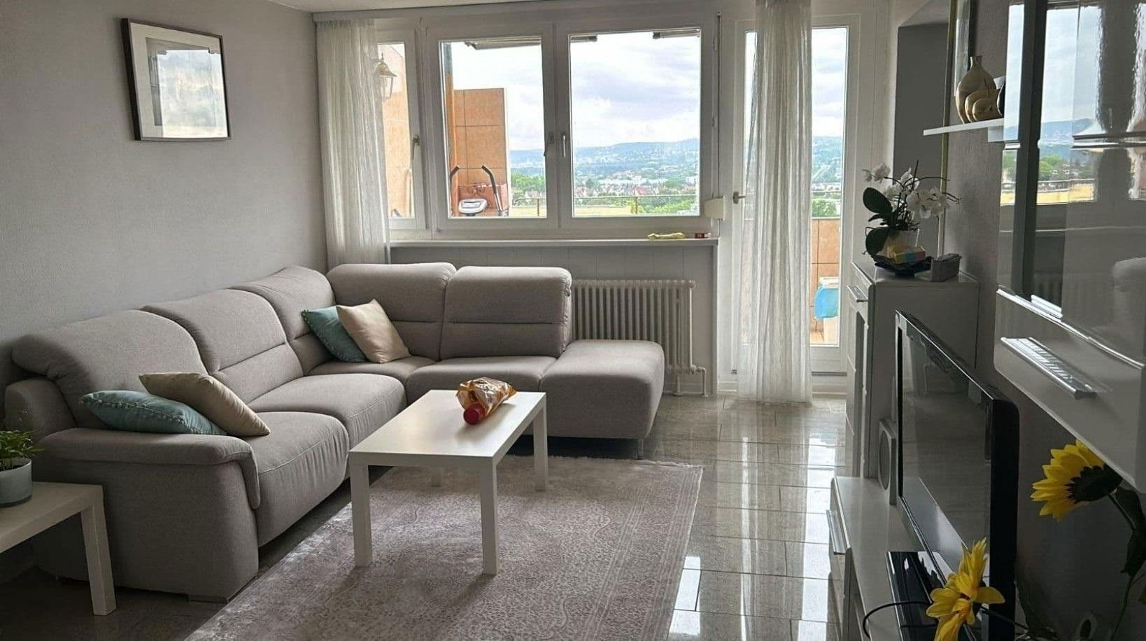 2 bedroom with open-plan kitchen flat to rent, 87 m², Stuttgart, Baden-Württemberg 2 bedroom with open-plan kitchen flat to rent, 87 m², Stuttgart, Baden-Württemberg