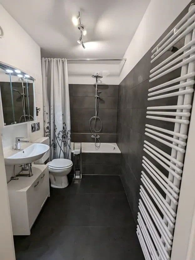 1 bedroom with open-plan kitchen flat to rent, 62 m², Woogstraße 36, Neuhofen, Rhineland-Palatinate 1 bedroom with open-plan kitchen flat to rent, 62 m², Woogstraße 36, Neuhofen, Rhineland-Palatinate