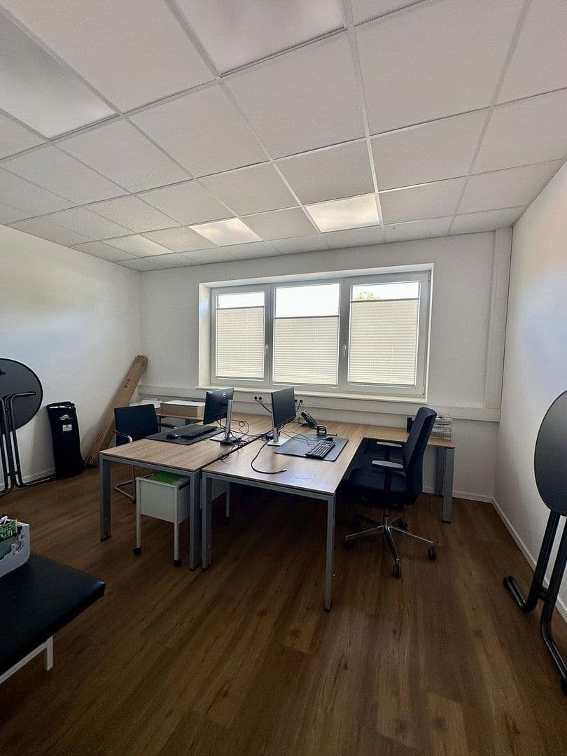 office to rent, 720 m², Lüneburg, Lower Saxony office to rent, 720 m², Lüneburg, Lower Saxony