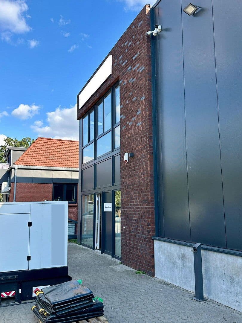 non-residential property to rent, 720 m², Lüneburg, Lower Saxony non-residential property to rent, 720 m², Lüneburg, Lower Saxony