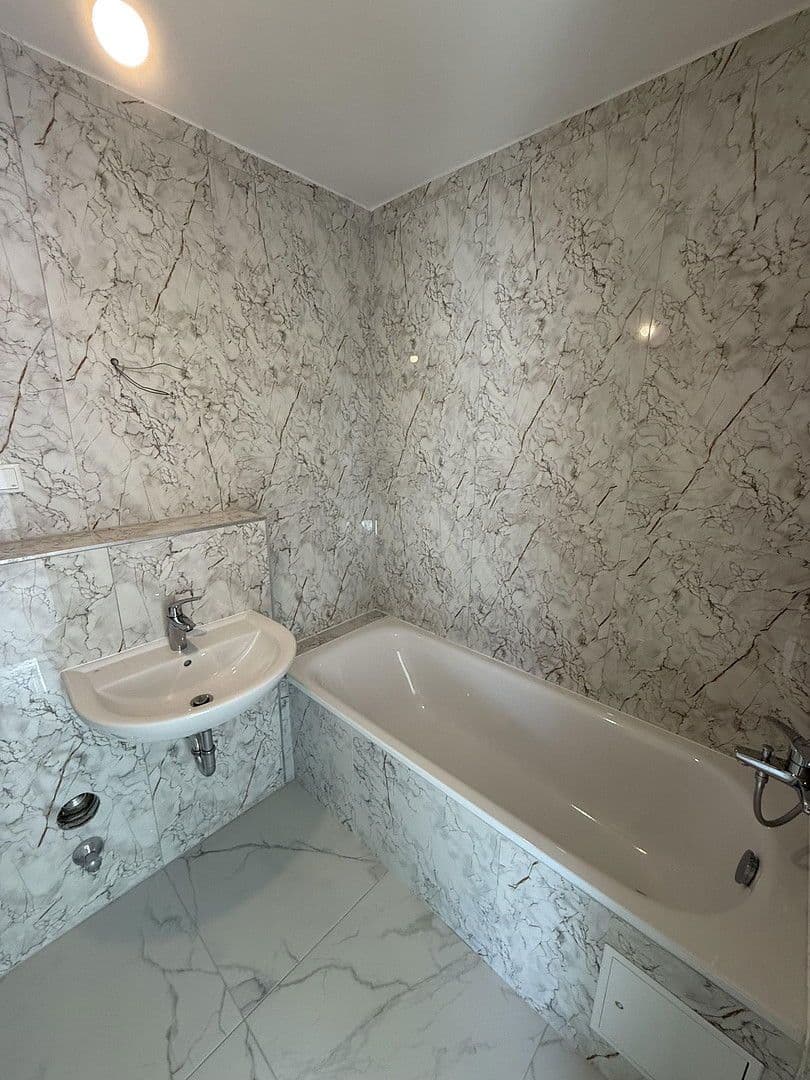 1 bedroom with open-plan kitchen flat to rent, 60 m², Kirburger Weg 41, Köln, North Rhine-Westphalia 1 bedroom with open-plan kitchen flat to rent, 60 m², Kirburger Weg 41, Köln, North Rhine-Westphalia