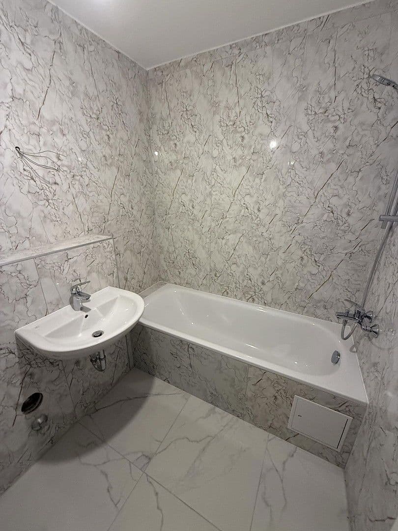 1 bedroom with open-plan kitchen flat to rent, 60 m², Kirburger Weg 41, Köln, North Rhine-Westphalia 1 bedroom with open-plan kitchen flat to rent, 60 m², Kirburger Weg 41, Köln, North Rhine-Westphalia