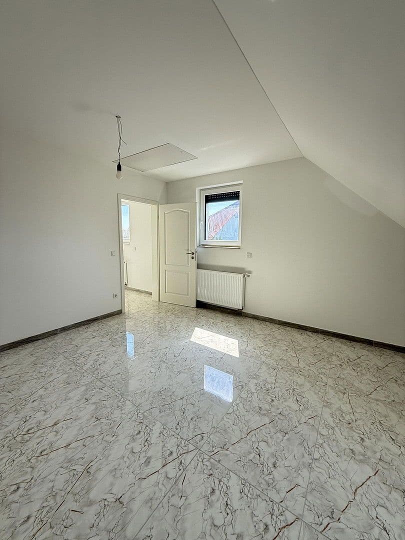 1 bedroom with open-plan kitchen flat to rent, 60 m², Kirburger Weg 41, Köln, North Rhine-Westphalia 1 bedroom with open-plan kitchen flat to rent, 60 m², Kirburger Weg 41, Köln, North Rhine-Westphalia