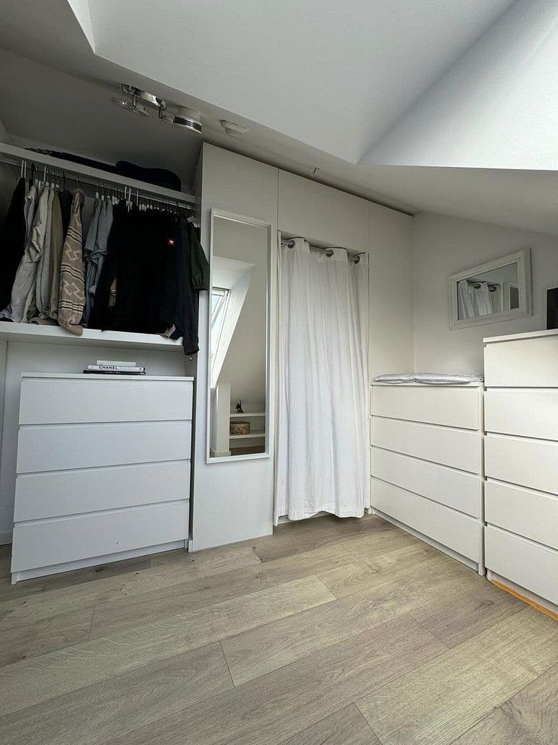 1 bedroom with open-plan kitchen flat to rent, 78 m², Dohlenweg 19, Köln, North Rhine-Westphalia 1 bedroom with open-plan kitchen flat to rent, 78 m², Dohlenweg 19, Köln, North Rhine-Westphalia