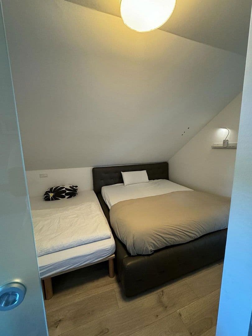 1 bedroom with open-plan kitchen flat to rent, 78 m², Dohlenweg 19, Köln, North Rhine-Westphalia 1 bedroom with open-plan kitchen flat to rent, 78 m², Dohlenweg 19, Köln, North Rhine-Westphalia