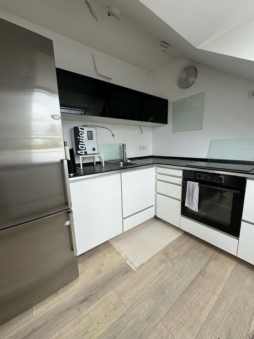 1 bedroom with open-plan kitchen flat to rent, 78 m², Dohlenweg 19, Köln, North Rhine-Westphalia 1 bedroom with open-plan kitchen flat to rent, 78 m², Dohlenweg 19, Köln, North Rhine-Westphalia