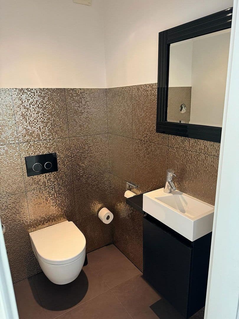 1 bedroom with open-plan kitchen flat to rent, 78 m², Dohlenweg 19, Köln, North Rhine-Westphalia 1 bedroom with open-plan kitchen flat to rent, 78 m², Dohlenweg 19, Köln, North Rhine-Westphalia