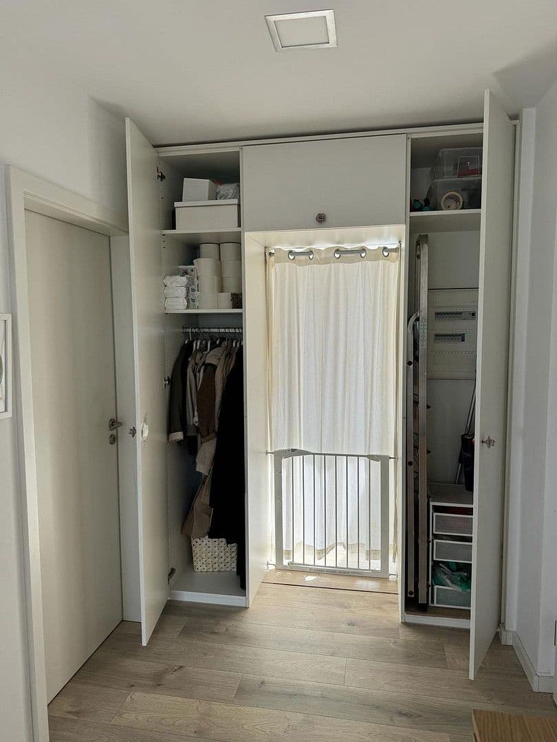 1 bedroom with open-plan kitchen flat to rent, 78 m², Dohlenweg 19, Köln, North Rhine-Westphalia 1 bedroom with open-plan kitchen flat to rent, 78 m², Dohlenweg 19, Köln, North Rhine-Westphalia