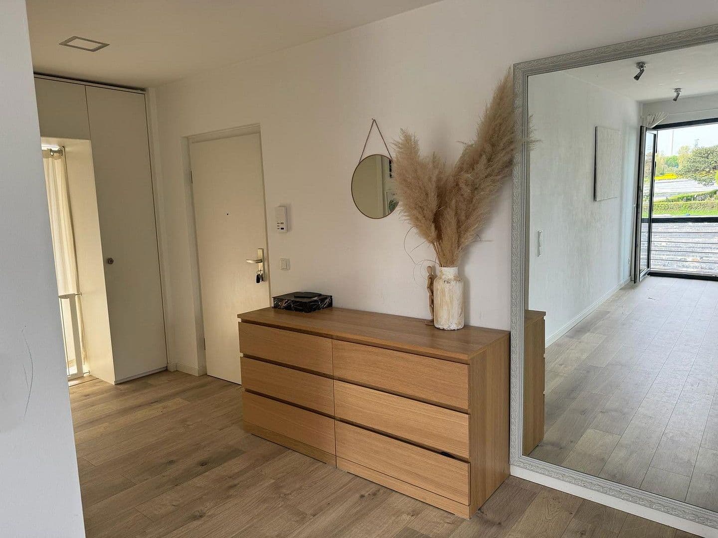 1 bedroom with open-plan kitchen flat to rent, 78 m², Dohlenweg 19, Köln, North Rhine-Westphalia 1 bedroom with open-plan kitchen flat to rent, 78 m², Dohlenweg 19, Köln, North Rhine-Westphalia