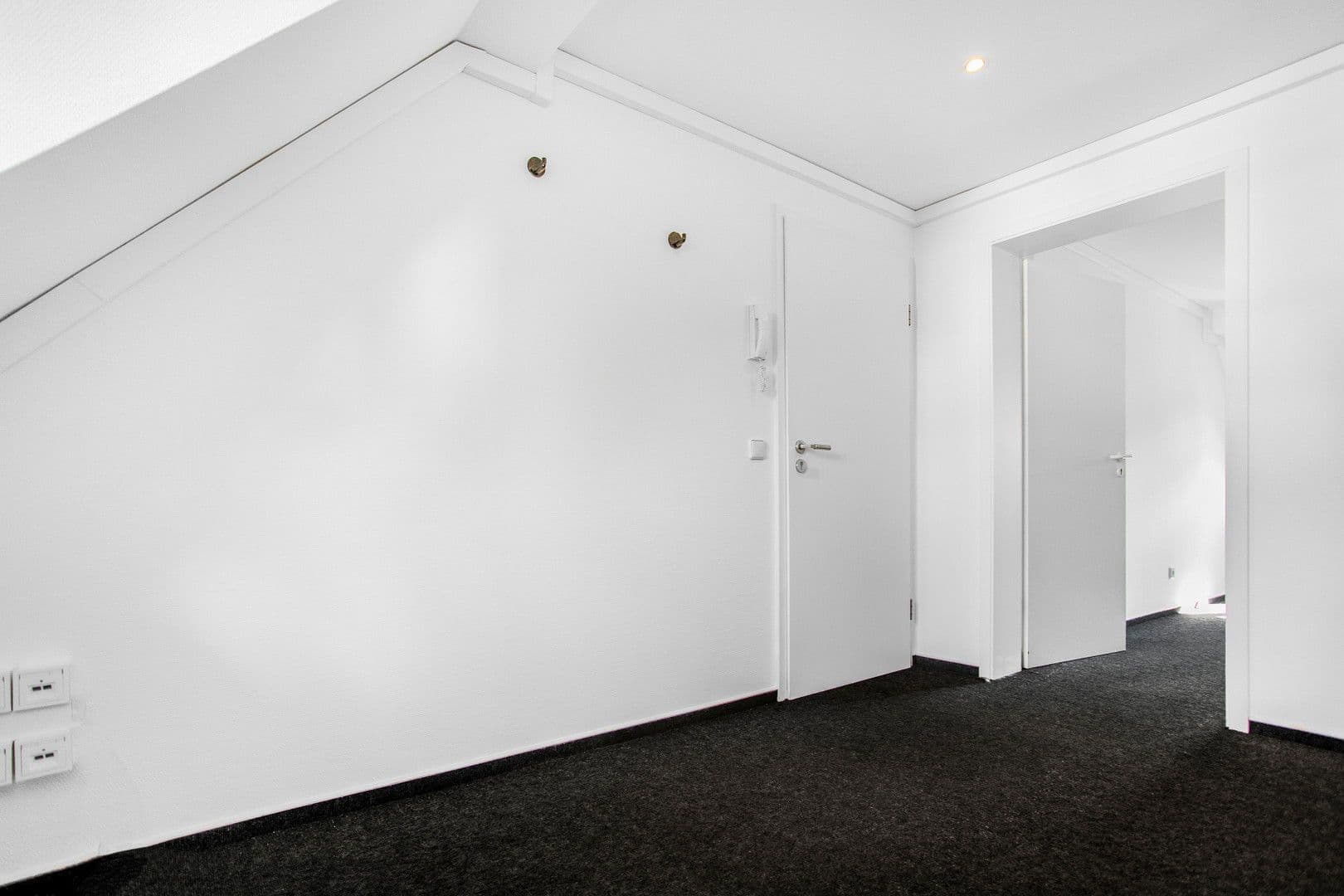 office to rent, 41 m², Robert-Heuser-Str. 15, Köln, North Rhine-Westphalia office to rent, 41 m², Robert-Heuser-Str. 15, Köln, North Rhine-Westphalia