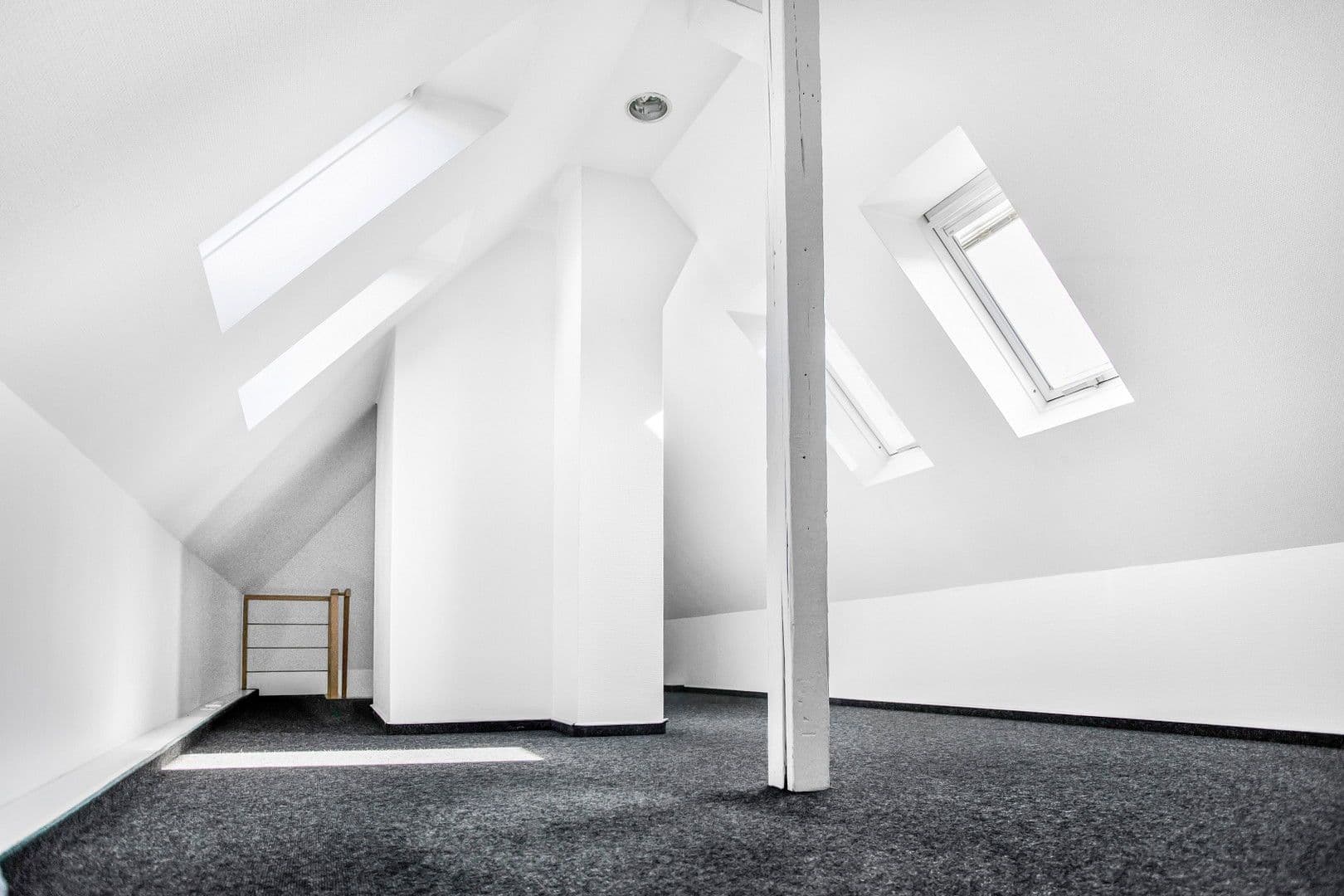 office to rent, 75 m², Robert-Heuser-Str. 15, Köln, North Rhine-Westphalia office to rent, 75 m², Robert-Heuser-Str. 15, Köln, North Rhine-Westphalia