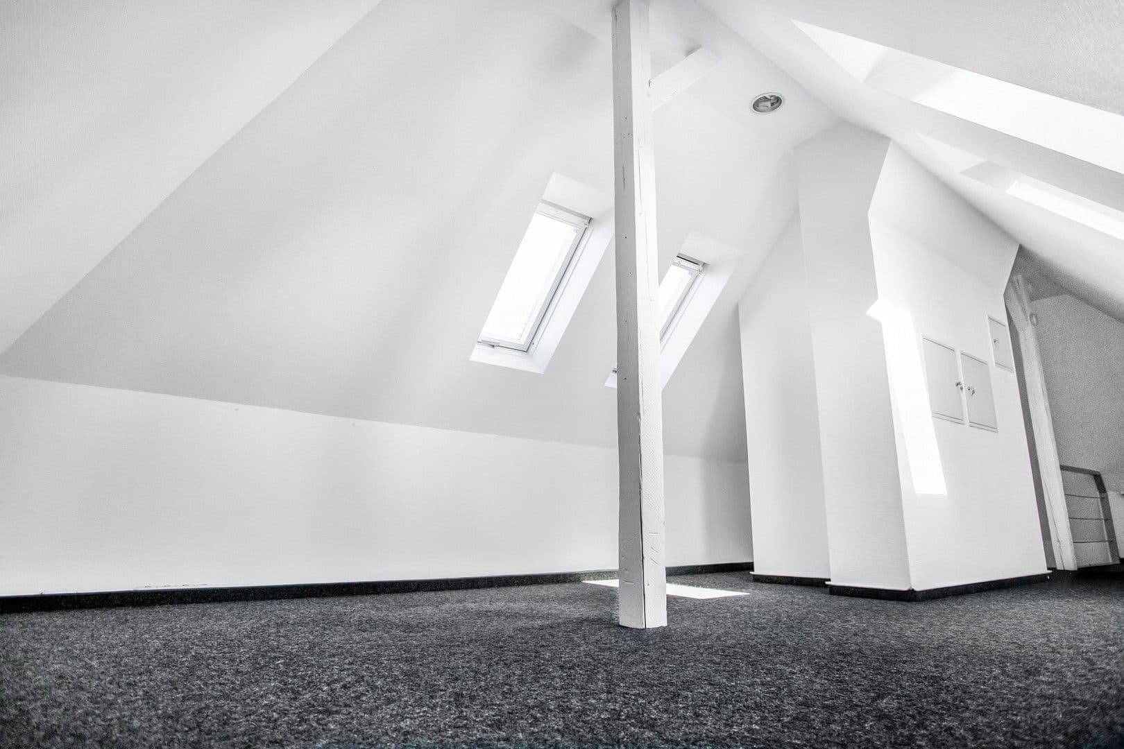 office to rent, 75 m², Robert-Heuser-Str. 15, Köln, North Rhine-Westphalia office to rent, 75 m², Robert-Heuser-Str. 15, Köln, North Rhine-Westphalia