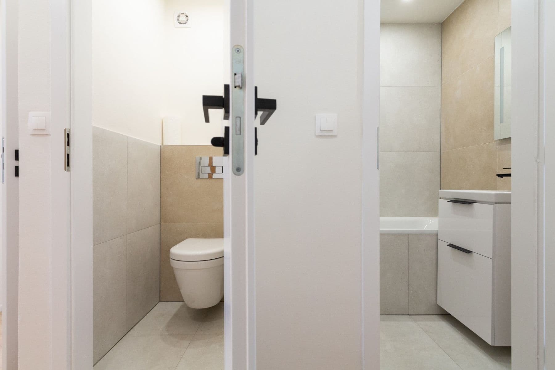 2 bedroom with open-plan kitchen flat for sale, 57 m², Bělčická, Prague, Prague 2 bedroom with open-plan kitchen flat for sale, 57 m², Bělčická, Prague, Prague