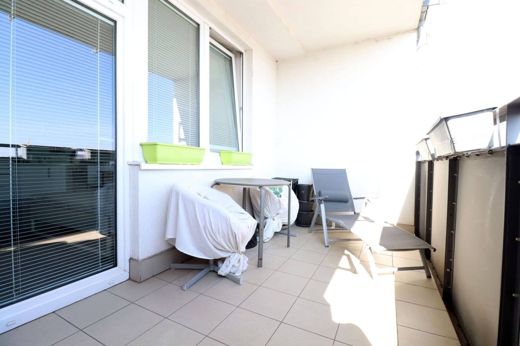 Studio flat to rent, 40 m², Podkovářská, Prague, Prague Studio flat to rent, 40 m², Podkovářská, Prague, Prague