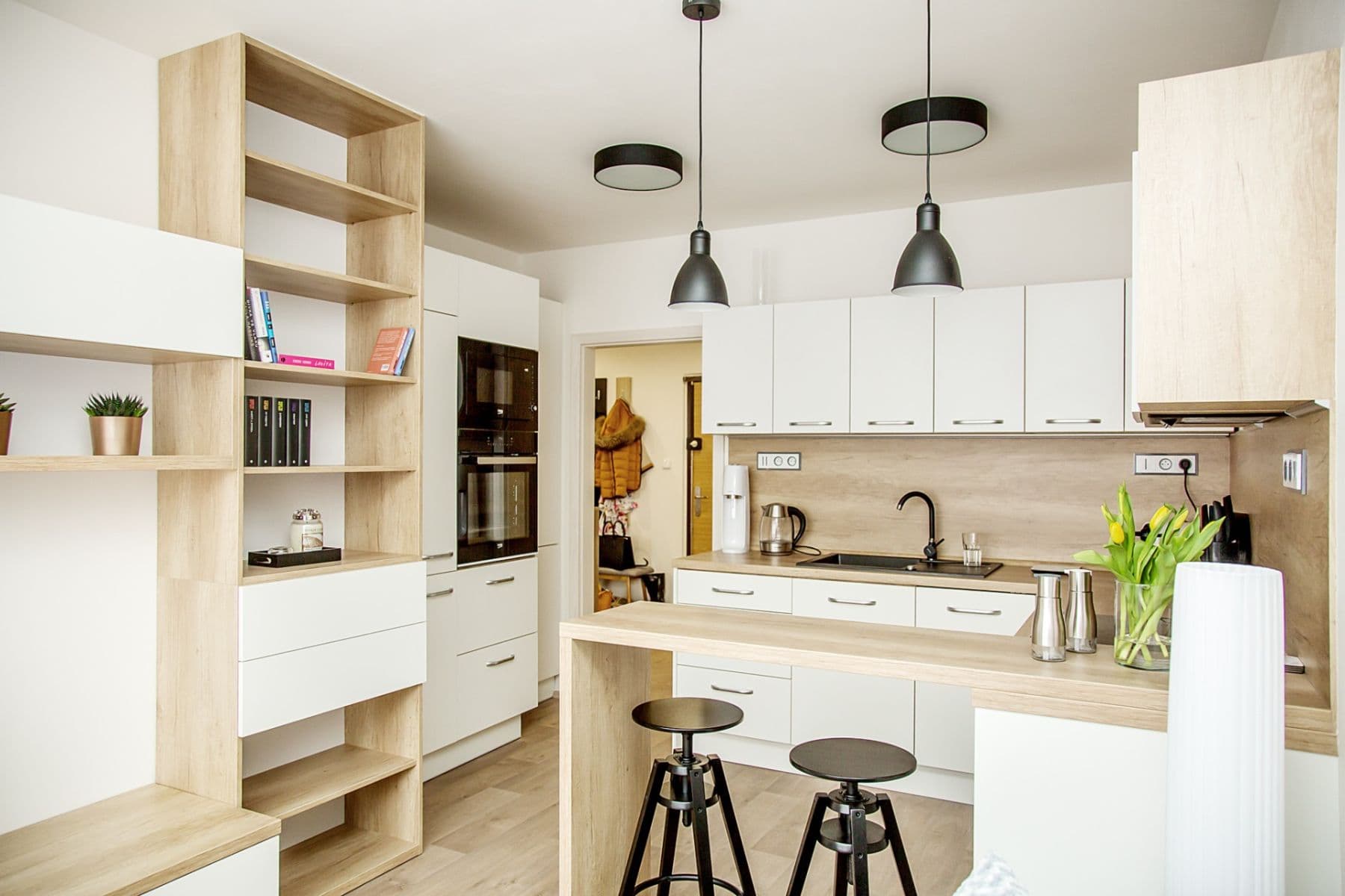 1 bedroom with open-plan kitchen flat to rent, 39 m², Bryksova, Prague, Prague 1 bedroom with open-plan kitchen flat to rent, 39 m², Bryksova, Prague, Prague