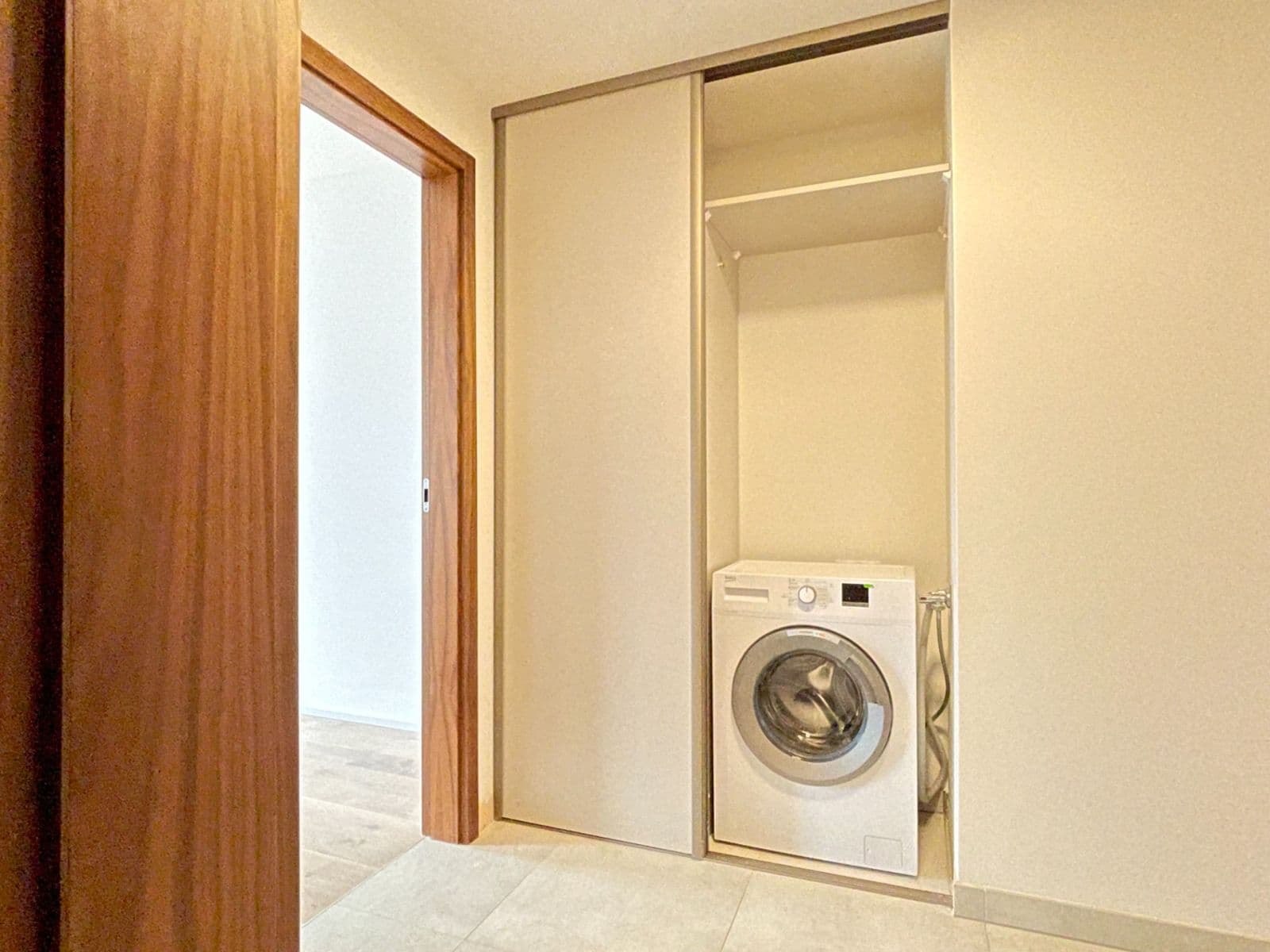 Studio flat to rent, 36 m², Šiklové, Prague, Prague Studio flat to rent, 36 m², Šiklové, Prague, Prague