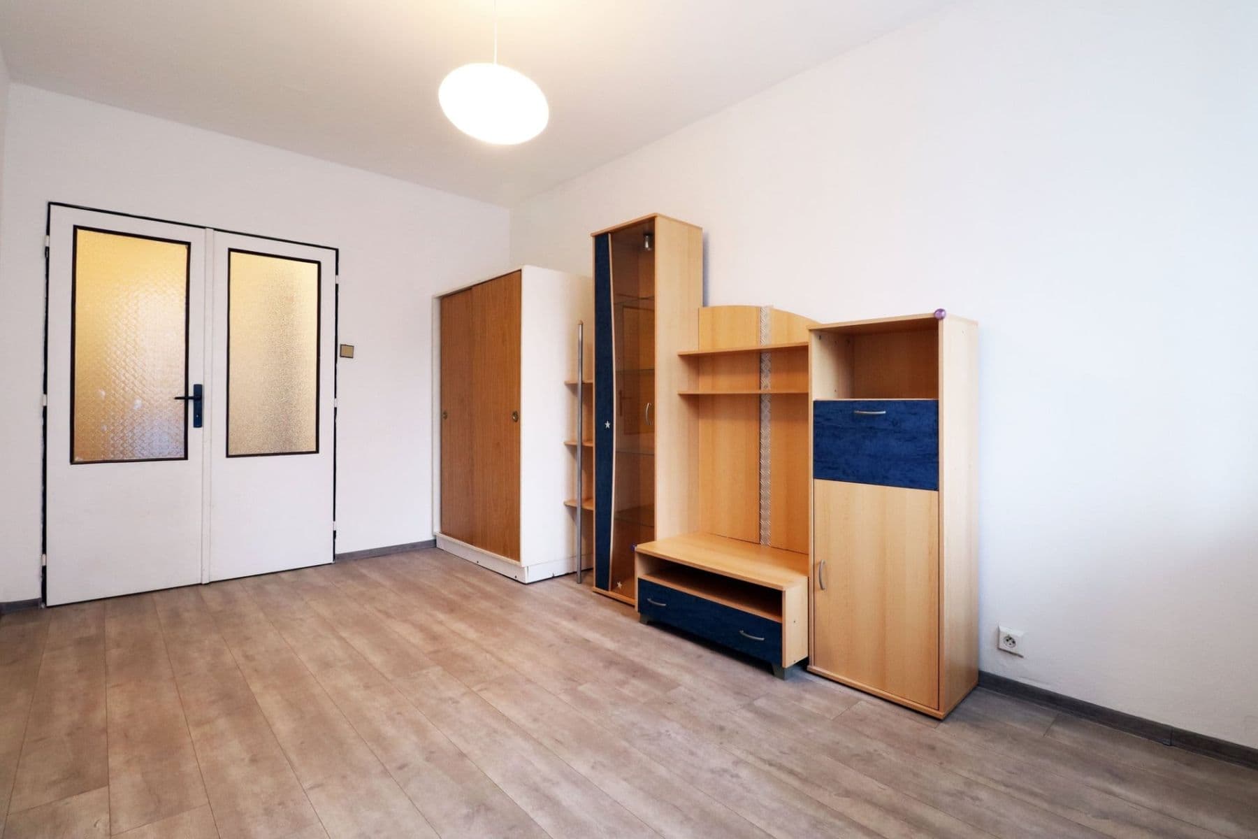 2 bedroom with open-plan kitchen flat to rent, 65 m², Brandlova, Prague, Prague 2 bedroom with open-plan kitchen flat to rent, 65 m², Brandlova, Prague, Prague