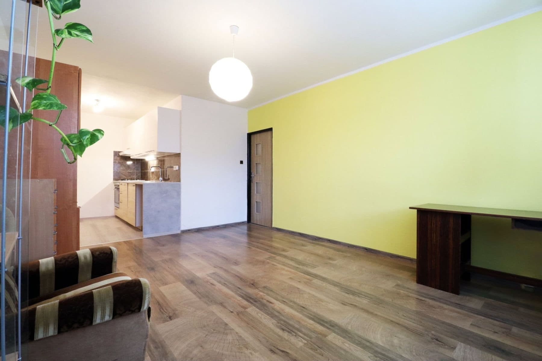 2 bedroom with open-plan kitchen flat to rent, 65 m², Brandlova, Prague, Prague 2 bedroom with open-plan kitchen flat to rent, 65 m², Brandlova, Prague, Prague