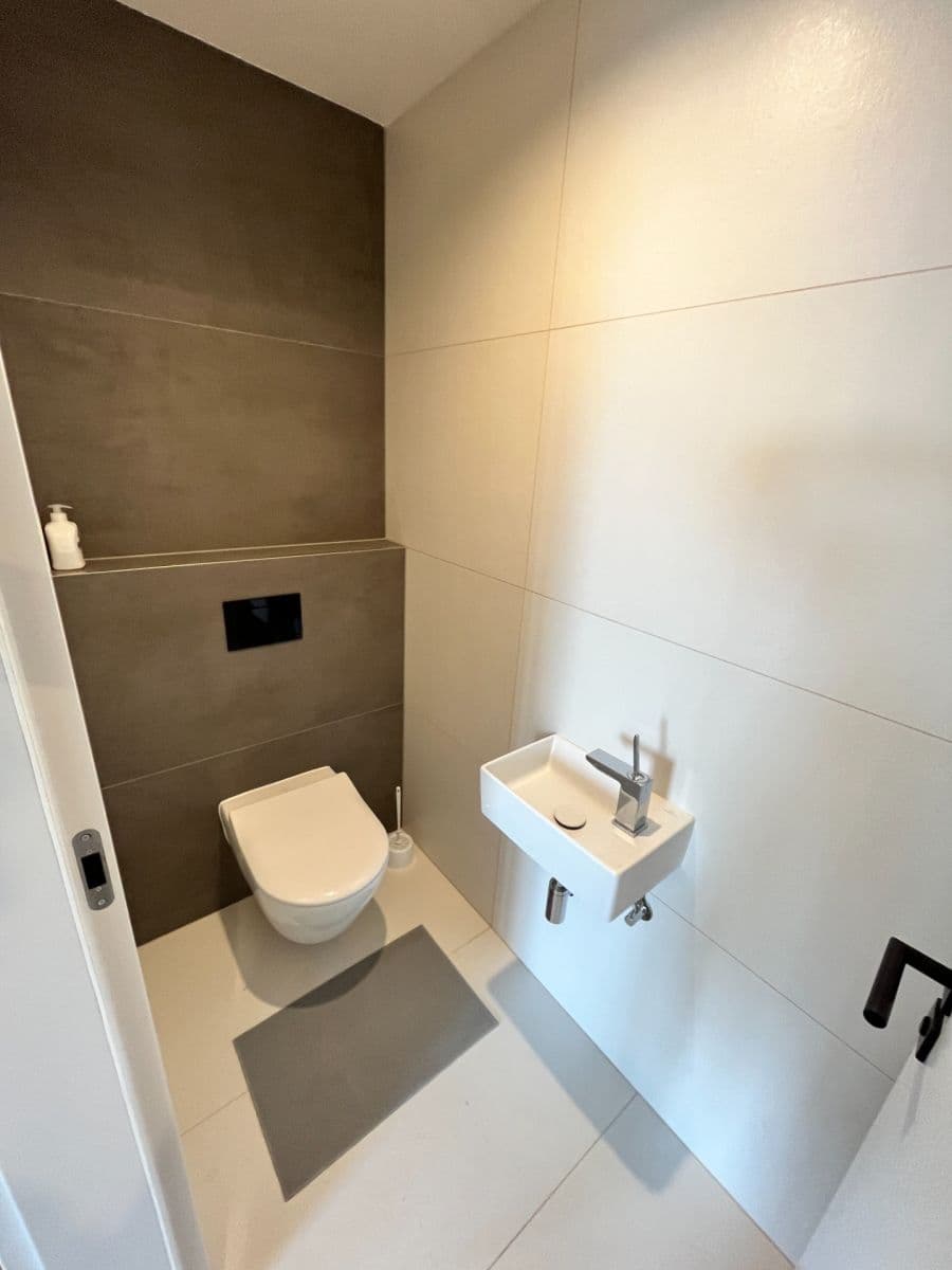 2 bedroom with open-plan kitchen flat for sale, 88 m², Grafická, Prague, Prague 2 bedroom with open-plan kitchen flat for sale, 88 m², Grafická, Prague, Prague