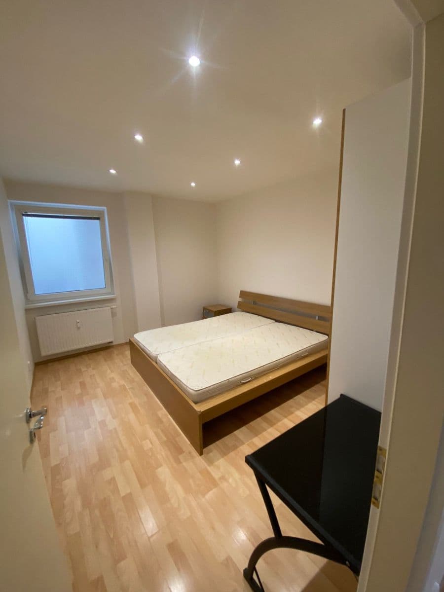 2 bedroom flat to rent, 67 m², náměstí Třebízského, Klecany, Středočeský Region 2 bedroom flat to rent, 67 m², náměstí Třebízského, Klecany, Středočeský Region