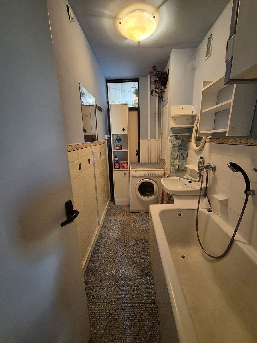 4 bedroom flat for sale, 78 m², Hurbanova, Prague, Prague 4 bedroom flat for sale, 78 m², Hurbanova, Prague, Prague