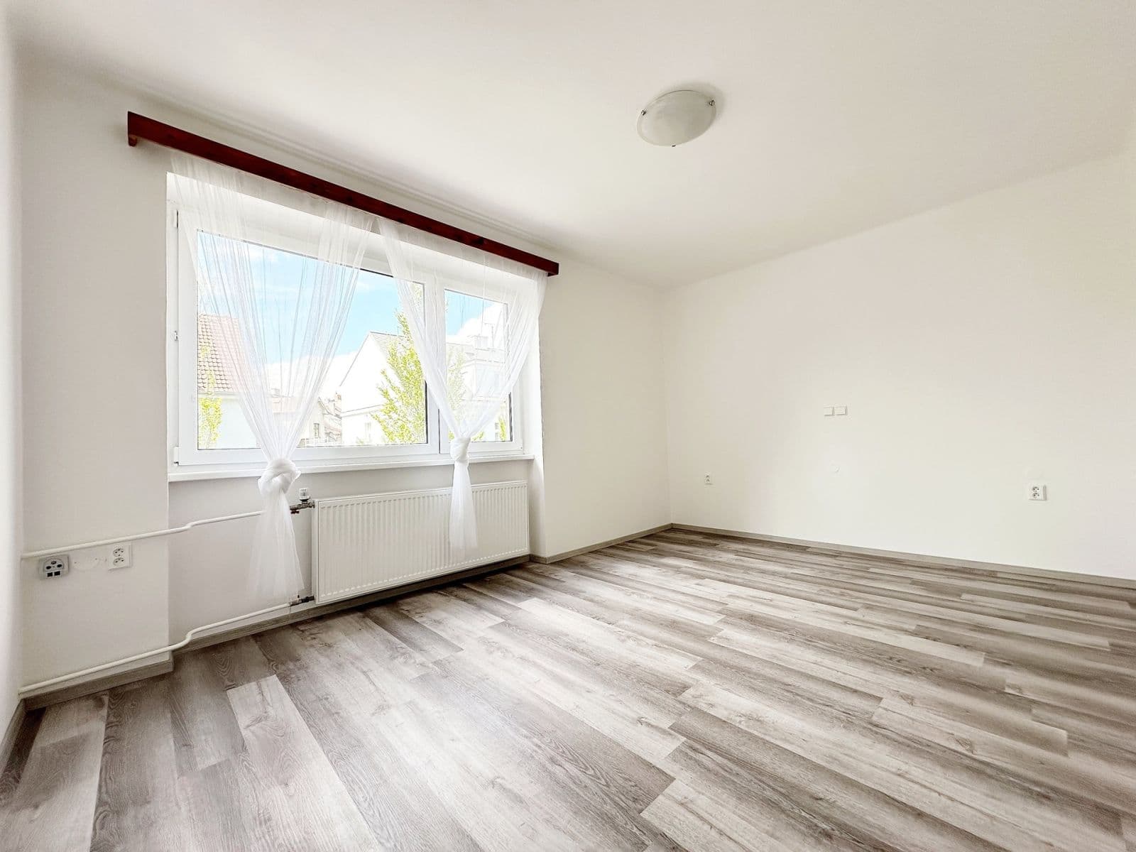 4 bedroom flat to rent, 85 m², Studentská, Poděbrady, Středočeský Region 4 bedroom flat to rent, 85 m², Studentská, Poděbrady, Středočeský Region