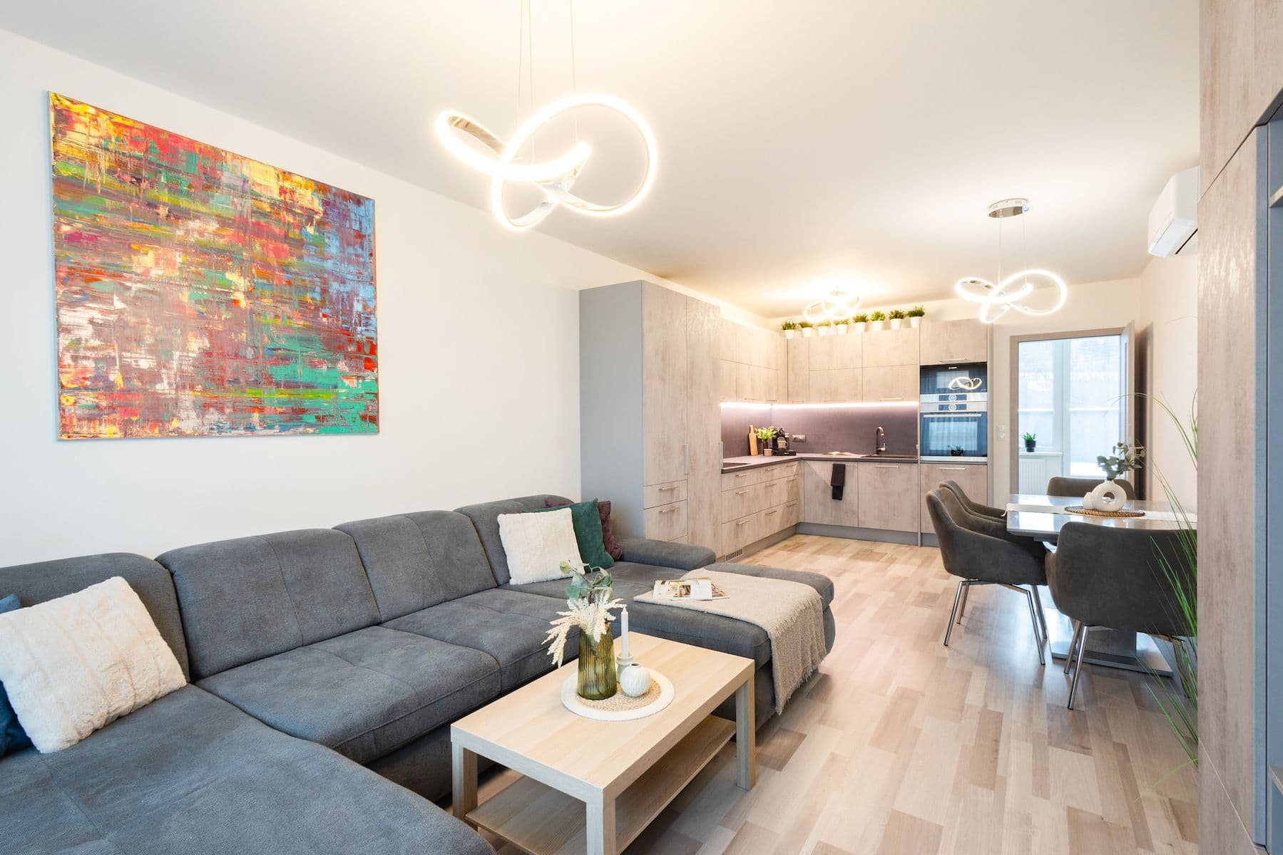 3 bedroom with open-plan kitchen flat for sale, 177 m², Strnadových, Prague, Prague 3 bedroom with open-plan kitchen flat for sale, 177 m², Strnadových, Prague, Prague