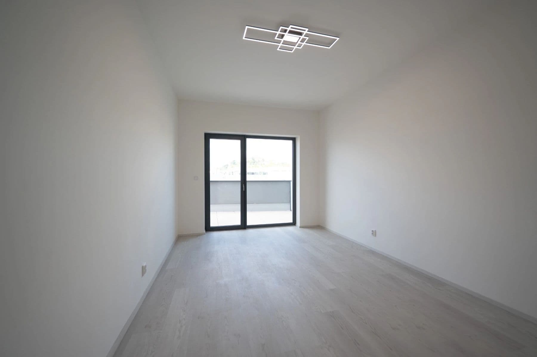 1 bedroom with open-plan kitchen flat to rent, 60 m², Nové sady, Brno, Jihomoravský Region 1 bedroom with open-plan kitchen flat to rent, 60 m², Nové sady, Brno, Jihomoravský Region