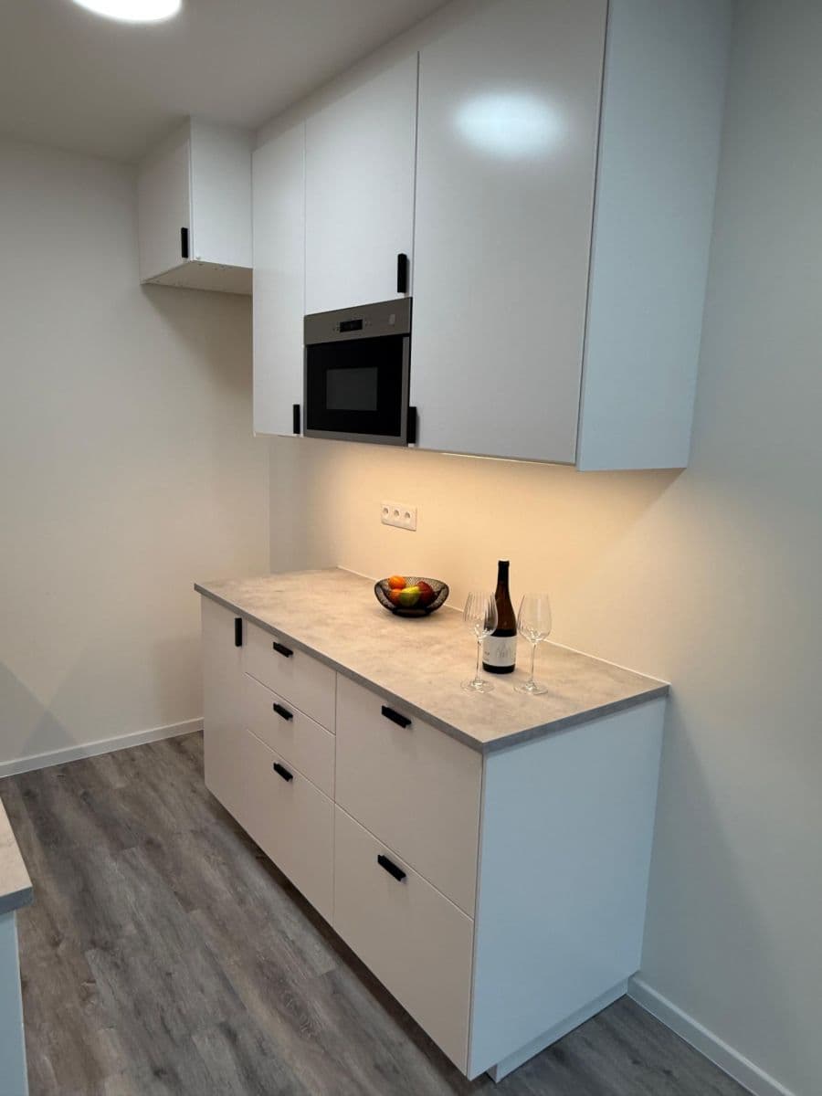 1 bedroom with open-plan kitchen flat for sale, 45 m², Doležalova, Prague, Prague 1 bedroom with open-plan kitchen flat for sale, 45 m², Doležalova, Prague, Prague