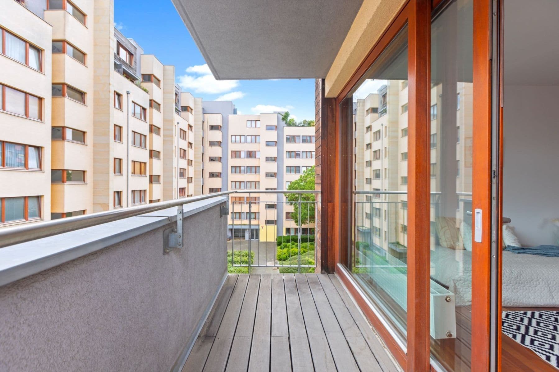 1 bedroom with open-plan kitchen flat to rent, 50 m², Paříkova, Prague, Prague 1 bedroom with open-plan kitchen flat to rent, 50 m², Paříkova, Prague, Prague