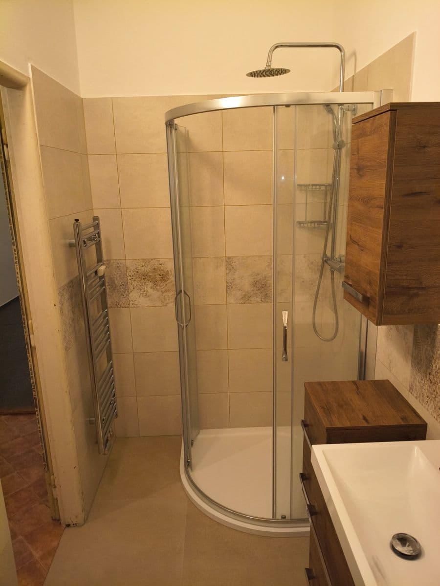 1 bedroom flat to rent, 46 m², Na Petřinách, Prague, Prague 1 bedroom flat to rent, 46 m², Na Petřinách, Prague, Prague