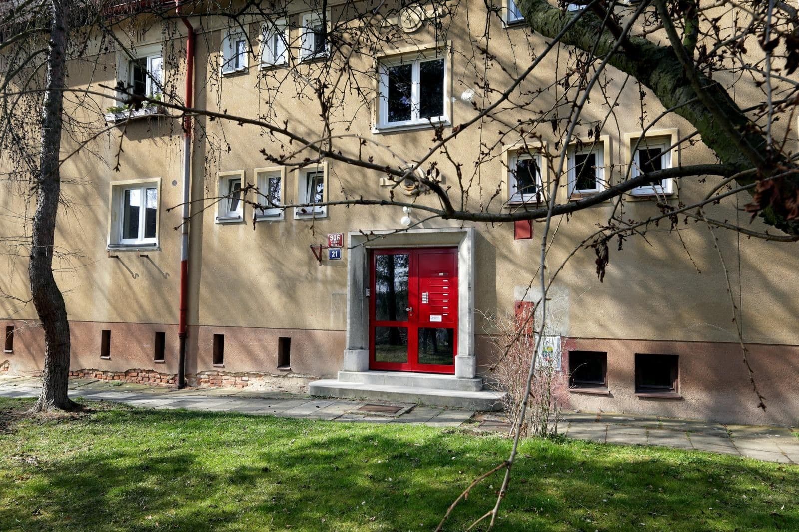 2 bedroom with open-plan kitchen flat to rent, 75 m², Na Šmukýřce, Prague, Prague 2 bedroom with open-plan kitchen flat to rent, 75 m², Na Šmukýřce, Prague, Prague