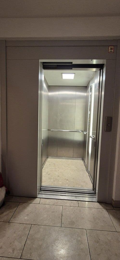 2 bedroom with open-plan kitchen flat for sale, 87 m², Gelsenkirchen, North Rhine-Westphalia 2 bedroom with open-plan kitchen flat for sale, 87 m², Gelsenkirchen, North Rhine-Westphalia