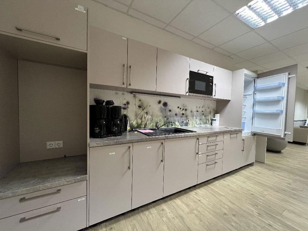 office for sale, 3,841 m², Grenzstraße 28, Halle, Saxony-Anhalt office for sale, 3,841 m², Grenzstraße 28, Halle, Saxony-Anhalt