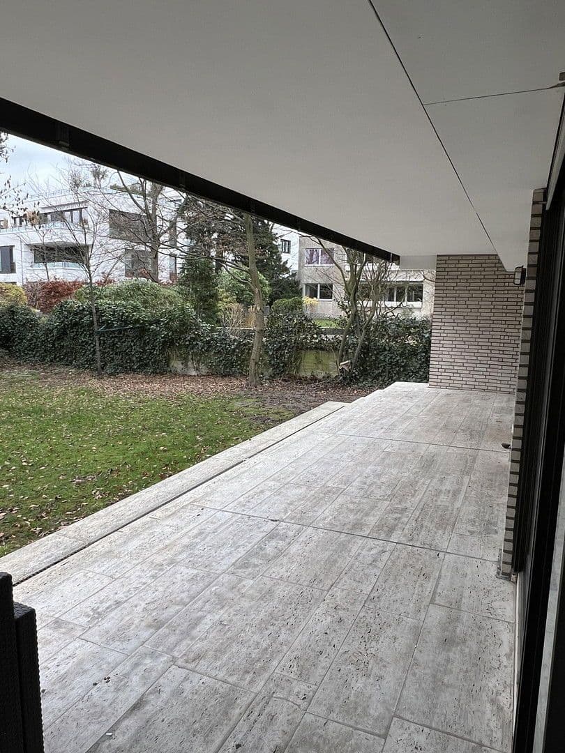 2 bedroom flat to rent, 95 m², Rubensstraße 12, Düsseldorf, North Rhine-Westphalia 2 bedroom flat to rent, 95 m², Rubensstraße 12, Düsseldorf, North Rhine-Westphalia