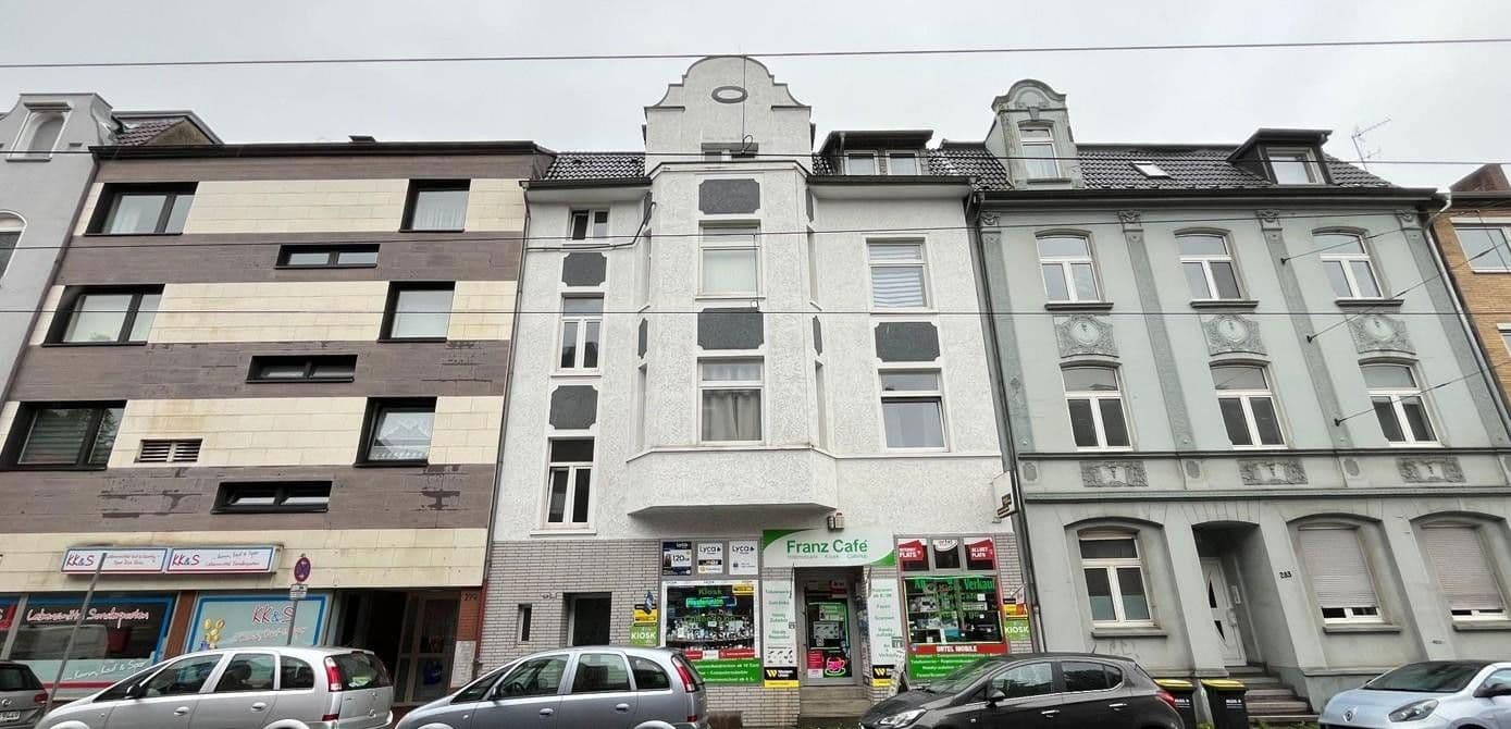 house for sale, 328 m², Essen Frohnhausen, North Rhine-Westphalia house for sale, 328 m², Essen Frohnhausen, North Rhine-Westphalia