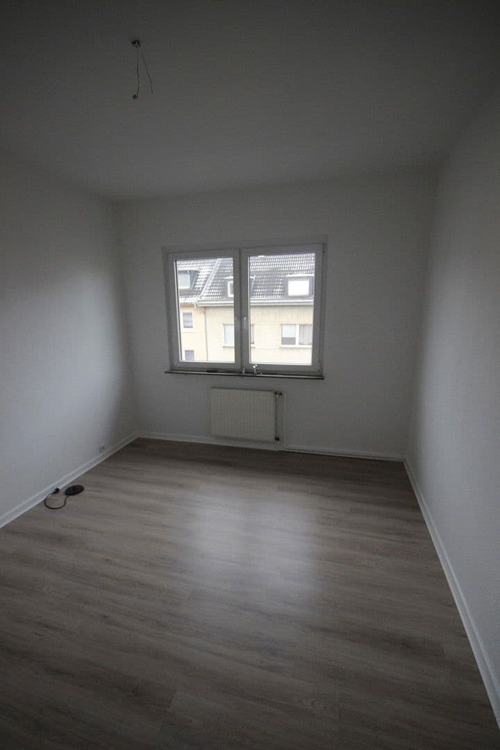 3 bedroom flat to rent, 62 m², Wanheimer Str. 13, Duisburg, North Rhine-Westphalia 3 bedroom flat to rent, 62 m², Wanheimer Str. 13, Duisburg, North Rhine-Westphalia
