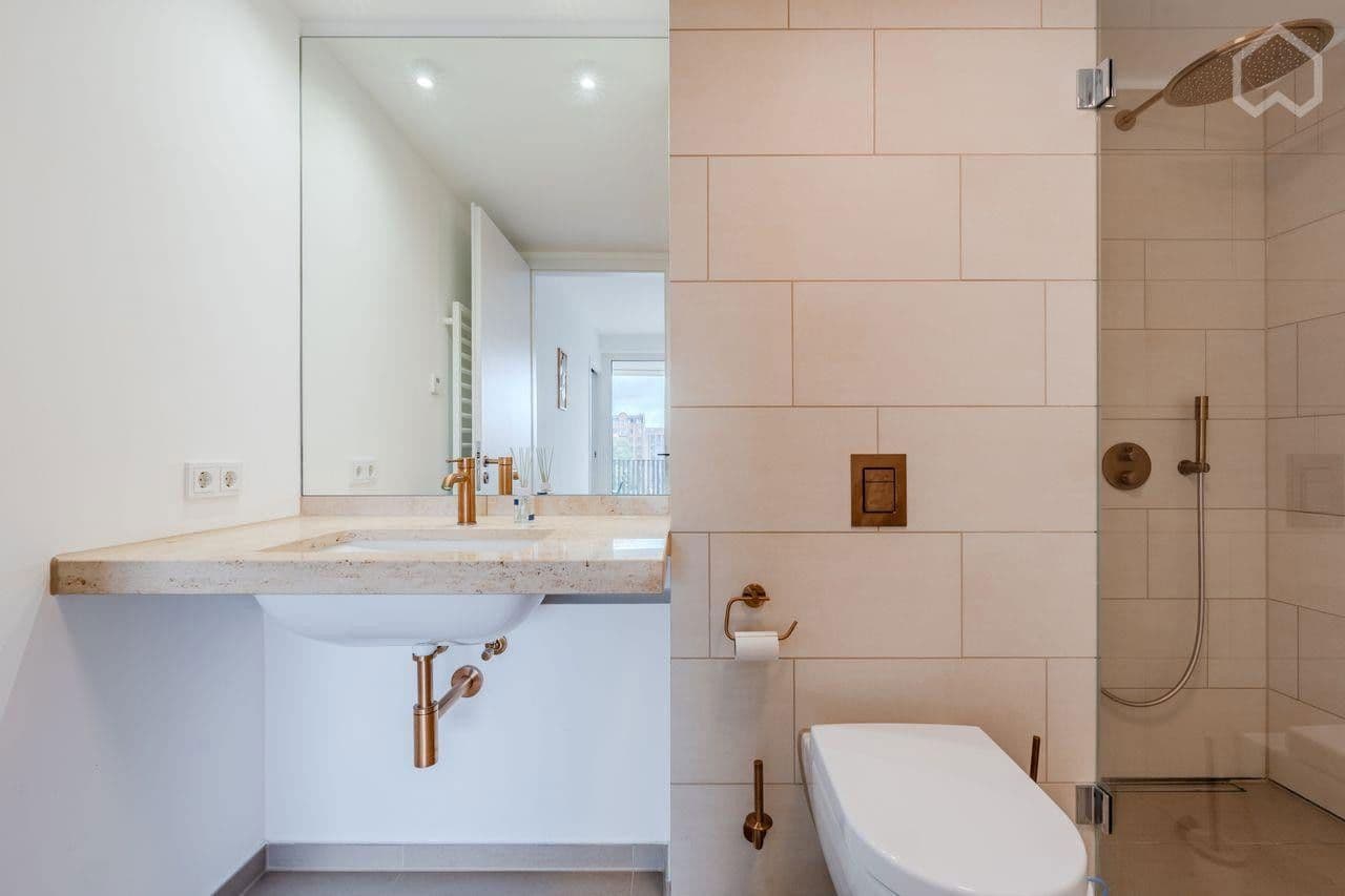 2 bedroom flat to rent, 60 m², Muelenstrasse, Berlin, Berlin 2 bedroom flat to rent, 60 m², Muelenstrasse, Berlin, Berlin