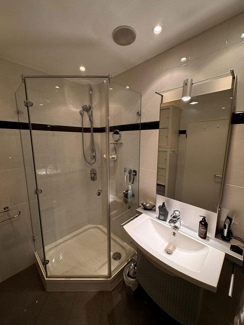 5 bedroom flat for sale, 182 m², Köln, North Rhine-Westphalia 5 bedroom flat for sale, 182 m², Köln, North Rhine-Westphalia