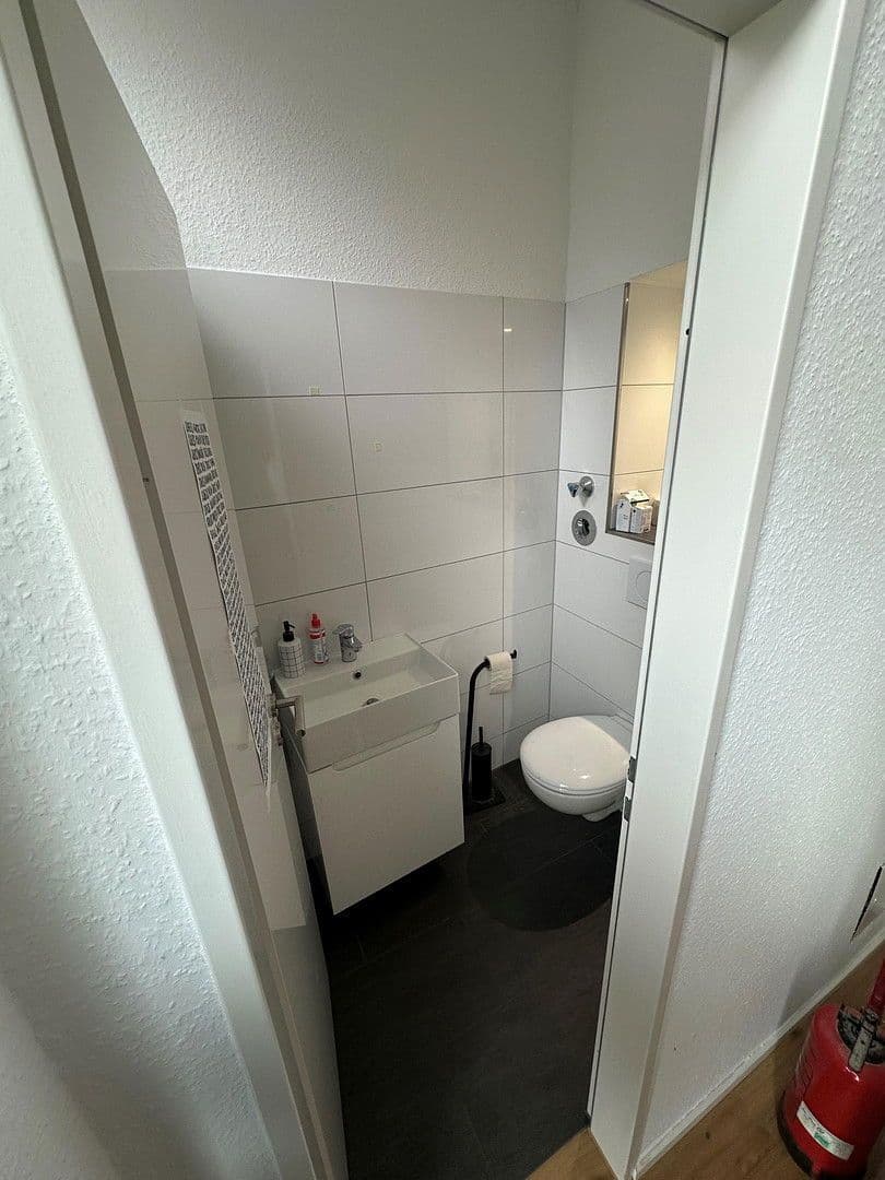 non-residential property to rent, 64 m², Ratingen, North Rhine-Westphalia non-residential property to rent, 64 m², Ratingen, North Rhine-Westphalia